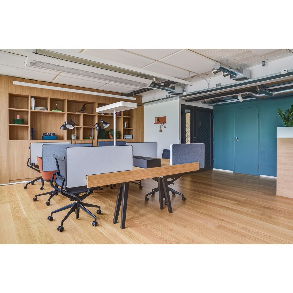New York, Long Island City - Spaces: 47 Avenue A, New York, NY 10009